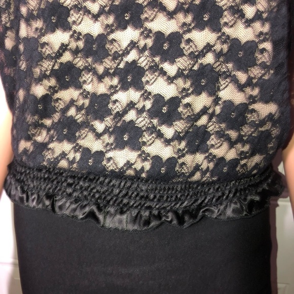 Bongo black lace overlay halter top with black satiny scarf ribbon Medium - Picture 5 of 9